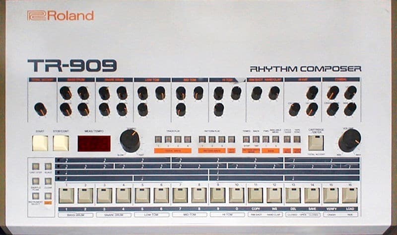 TR-909